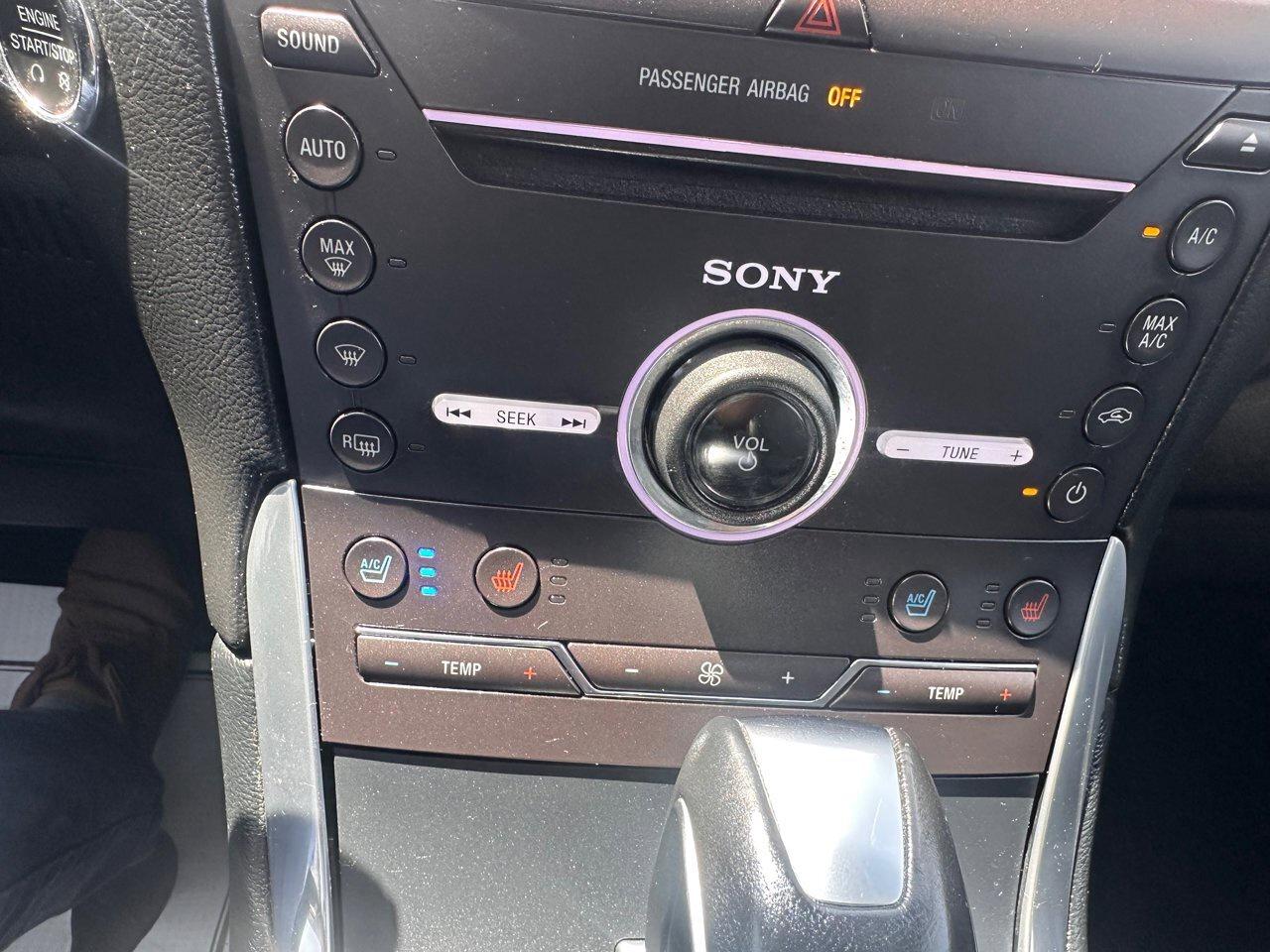 2016 Ford Edge Titanium Photo