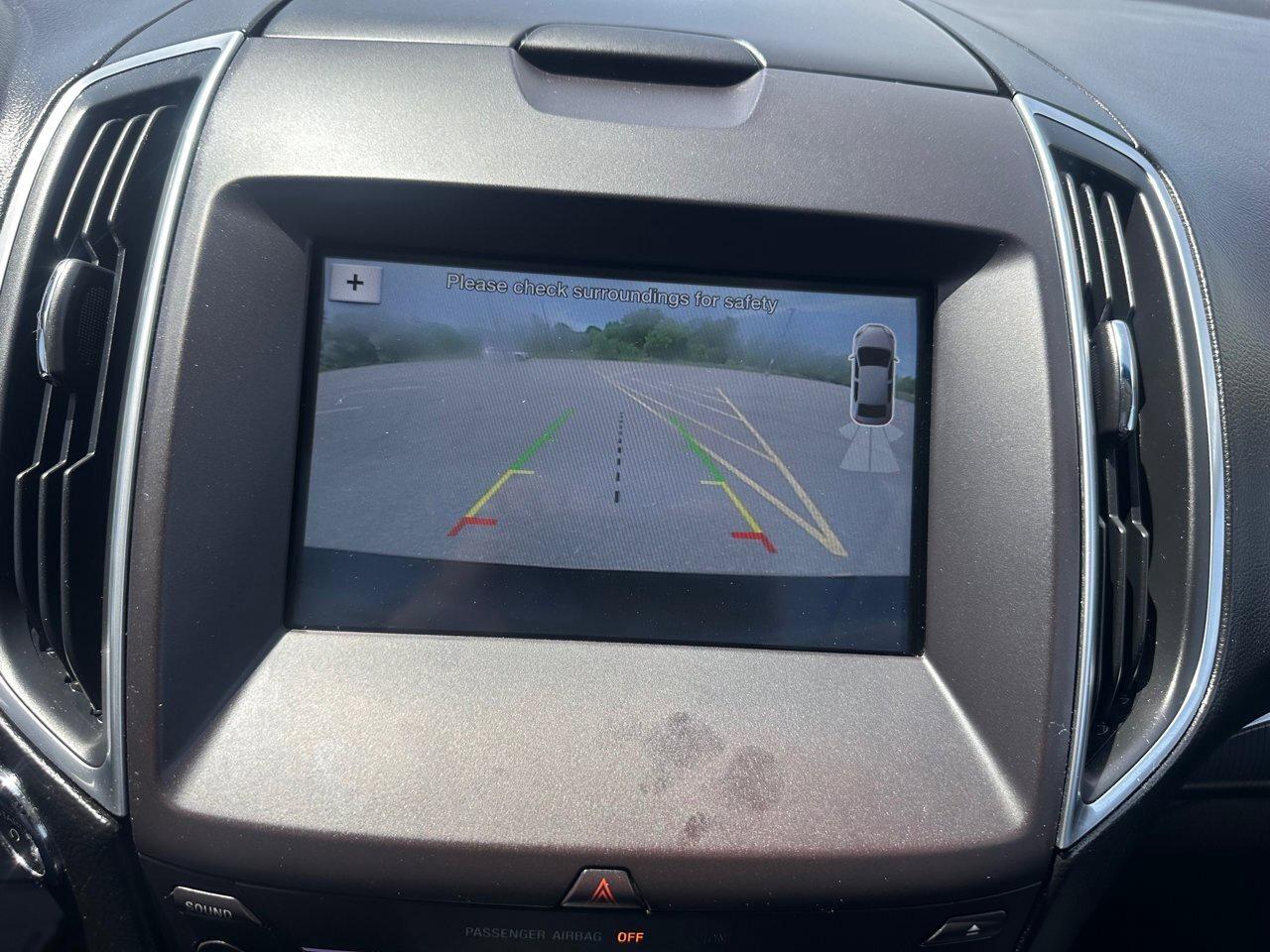 2016 Ford Edge Titanium Photo