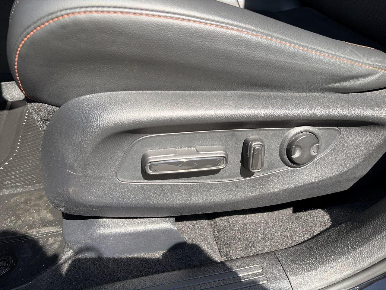 2024 Honda CR-V Hybrid EX-L AWD Leather  Alloy Wheels  Remote Starter  Ap Photo