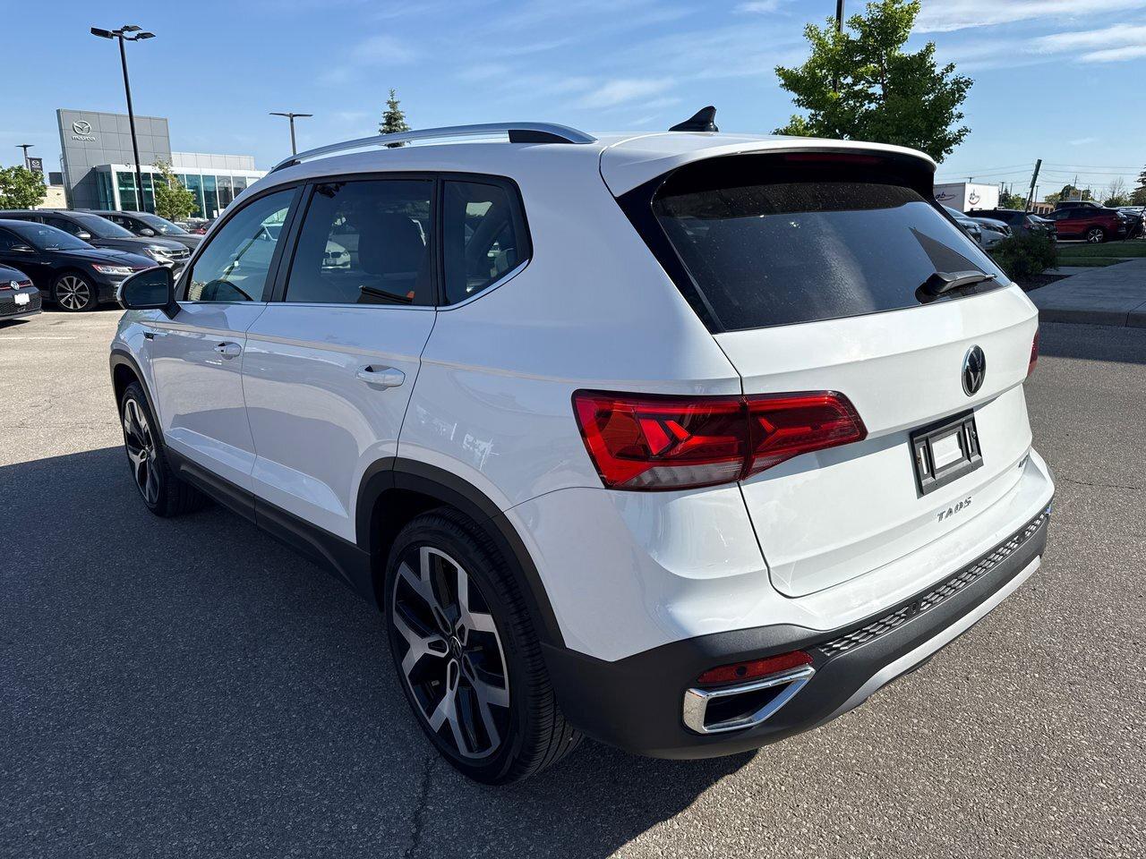 2022 Volkswagen Taos Highline 1.5T 7sp at DSG w/ Tip 4M Leather  Alloy Photo2