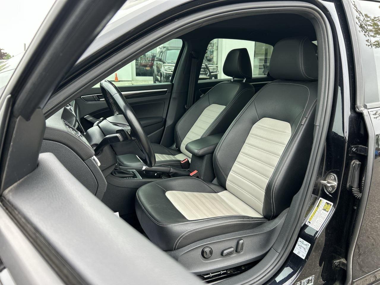 2018 Volkswagen Passat GT 3.6L VR6 6sp DSG at w/Tip Alloy Wheels  Remote Photo