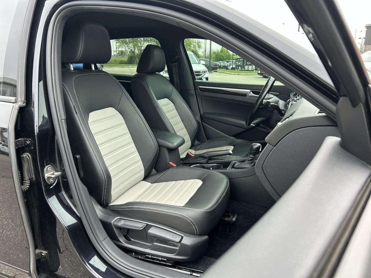 2018 Volkswagen Passat GT 3.6L VR6 6sp DSG at w/Tip Alloy Wheels  Remote Photo