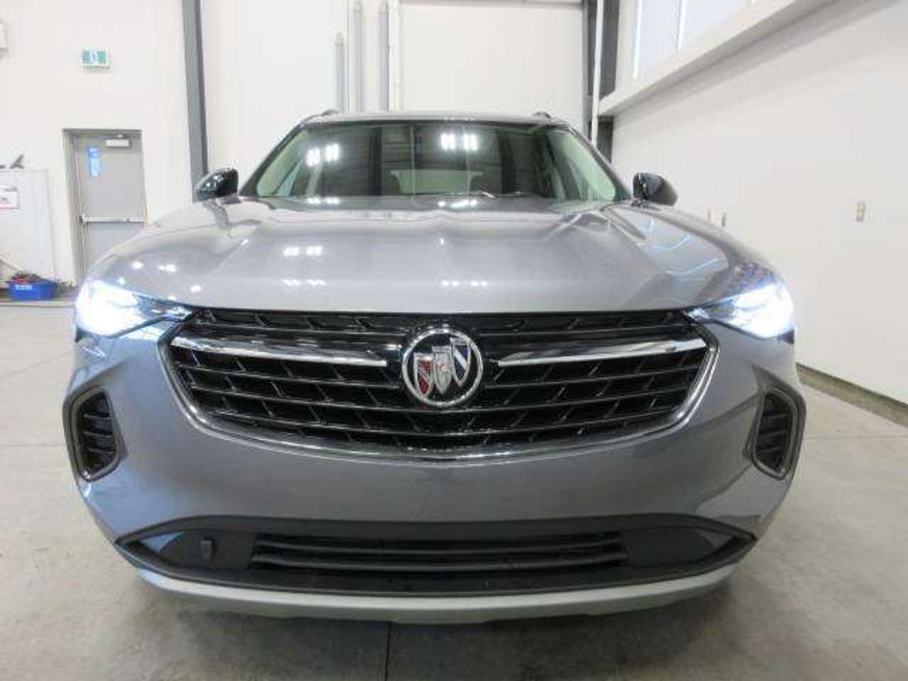 2023 Buick Envision ESSENCE AWD, NAV, ROOF, LEATHER, ST PACKAGE, 56K! Photo2