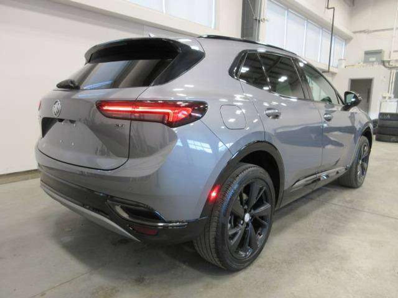 2023 Buick Envision ESSENCE AWD, NAV, ROOF, LEATHER, ST PACKAGE, 56K! Photo