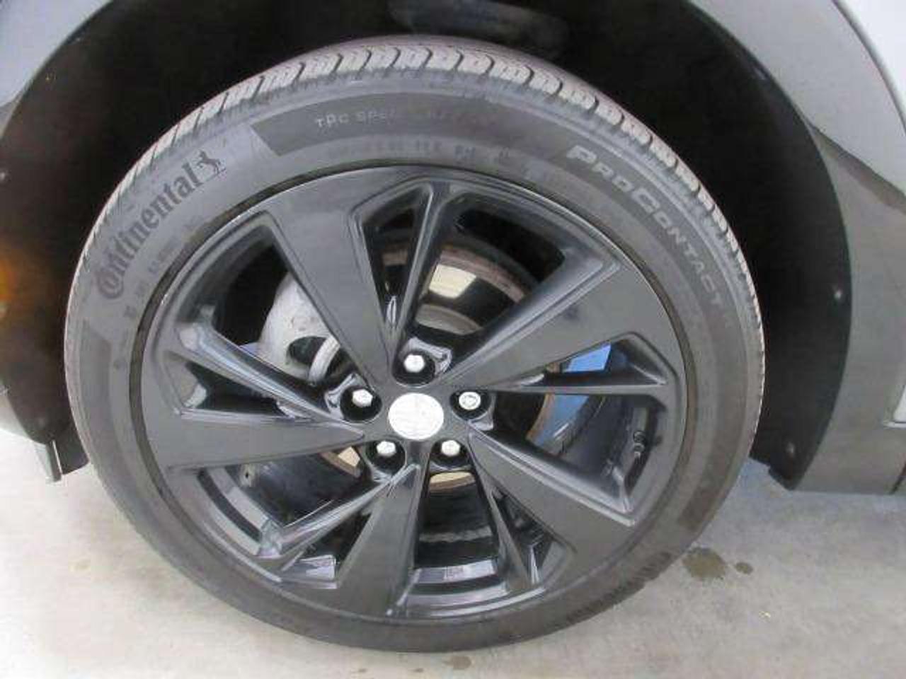2023 Buick Envision ESSENCE AWD, NAV, ROOF, LEATHER, ST PACKAGE, 56K! Photo