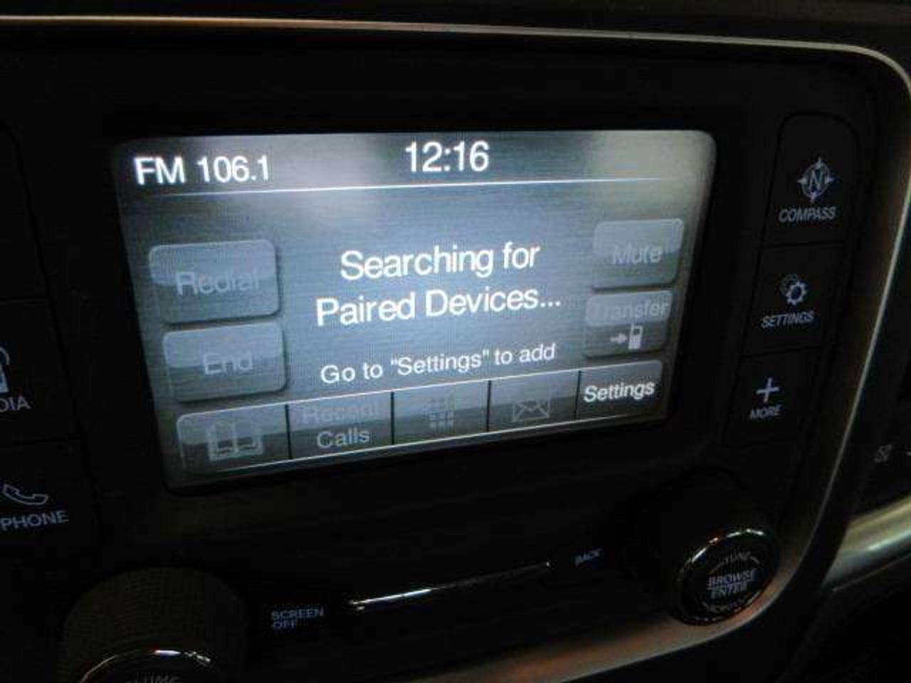 2020 RAM 1500 SLT CREWCAB 4X4, A/C, BT, CAMERA, 159K! Photo