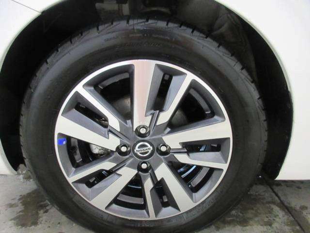 2022 Nissan Versa SV, AUTO, A/C, BT, CAMERA, 47K! Photo