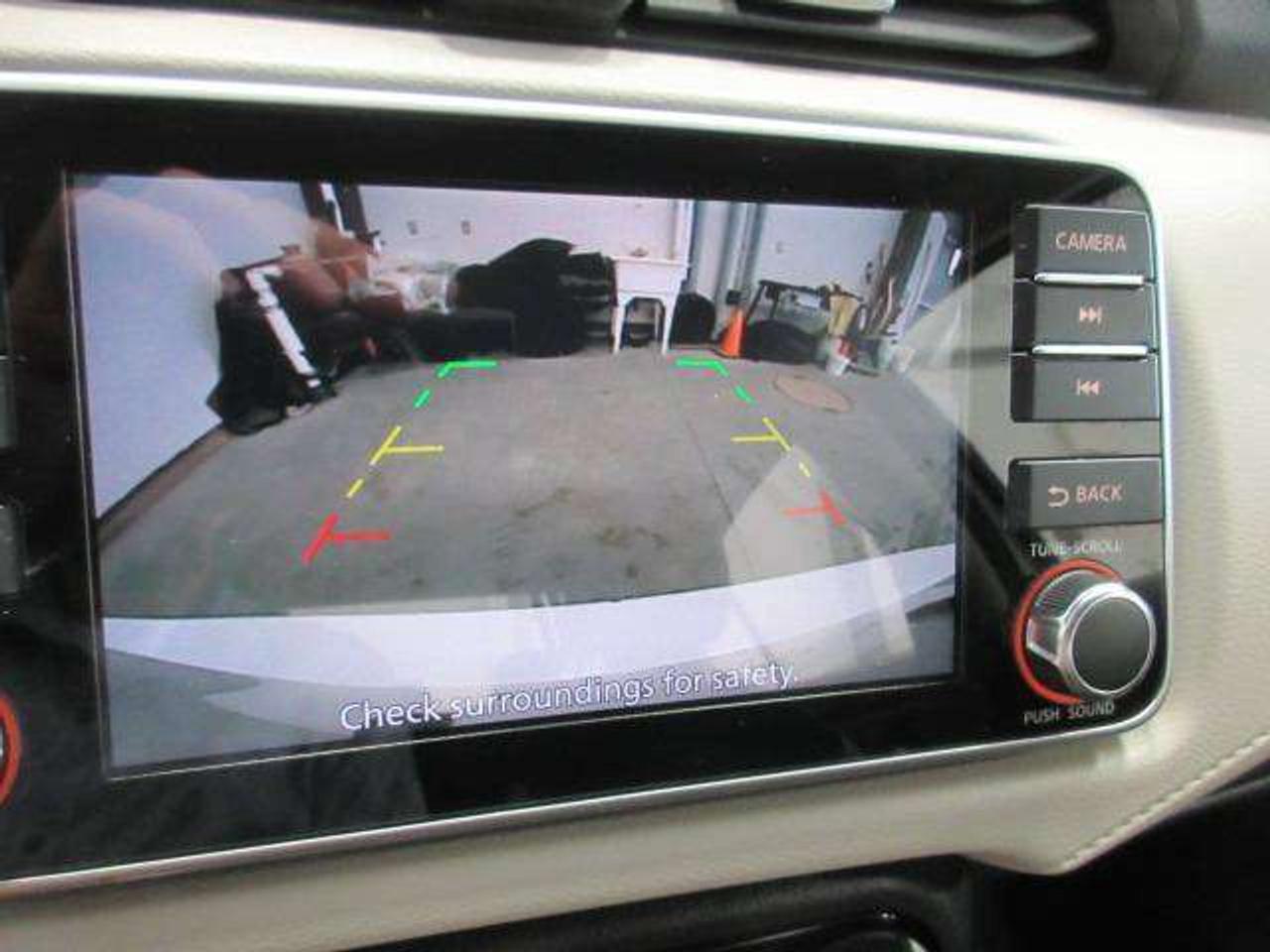 2022 Nissan Versa SV, AUTO, A/C, BT, CAMERA, 47K! Photo