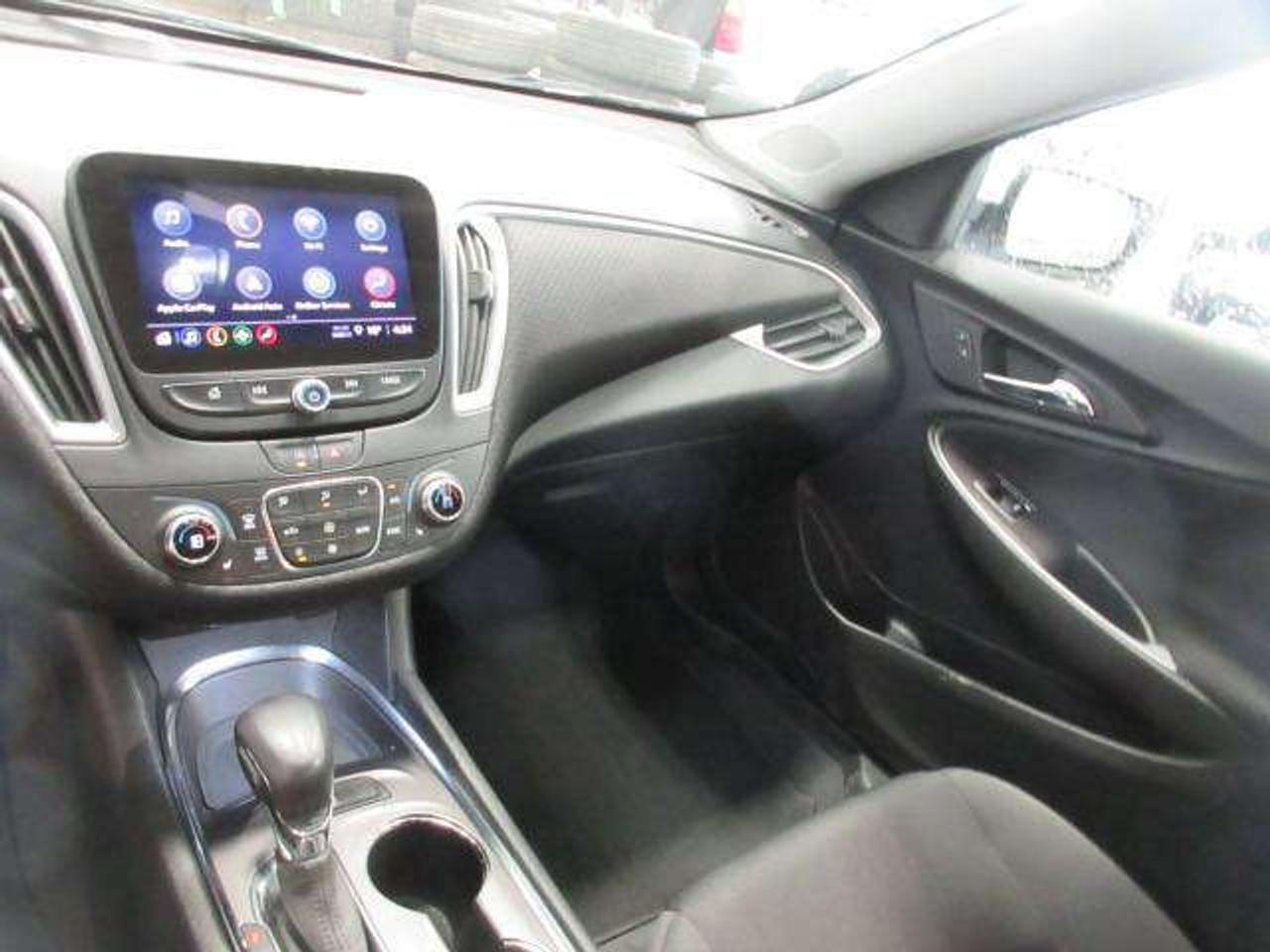 2024 Chevrolet Malibu LT, APPLE/ANDROID, A/C, BT, CAMERA, ALLOYS, 52K! Photo