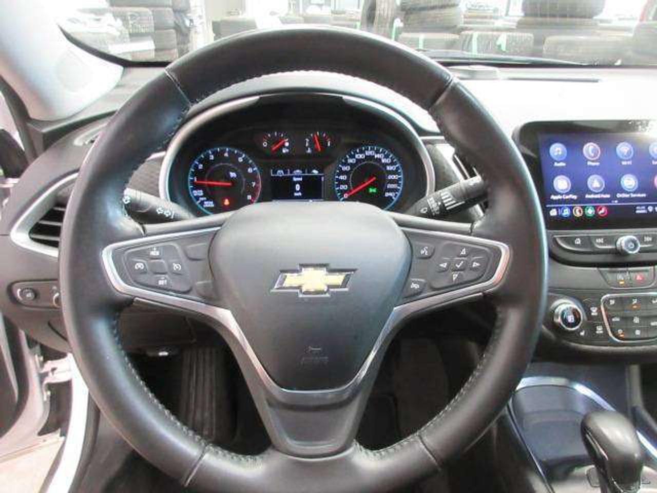2024 Chevrolet Malibu LT, APPLE/ANDROID, A/C, BT, CAMERA, ALLOYS, 52K! Photo
