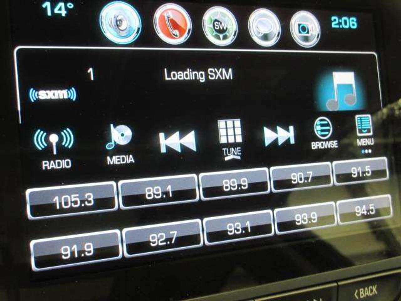 2018 Chevrolet Equinox PREMIER AWD, NAV, ROOF, HTD. LEATHER, 100K! Photo