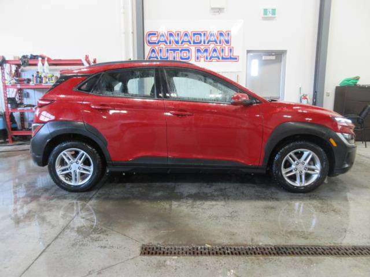 2022 Hyundai KONA ESSENTIAL, HTD. SEATS, A/C, ALLOYS CAMERA, 54K! Photo