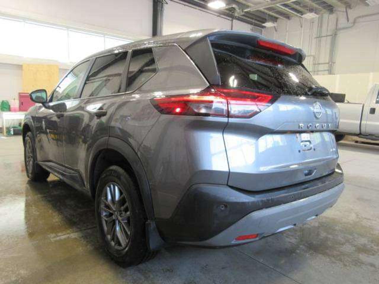 2022 Nissan Rogue S AWD, HTD. SEATS, A/C, APPLE/ANDROID, 187K! Photo4