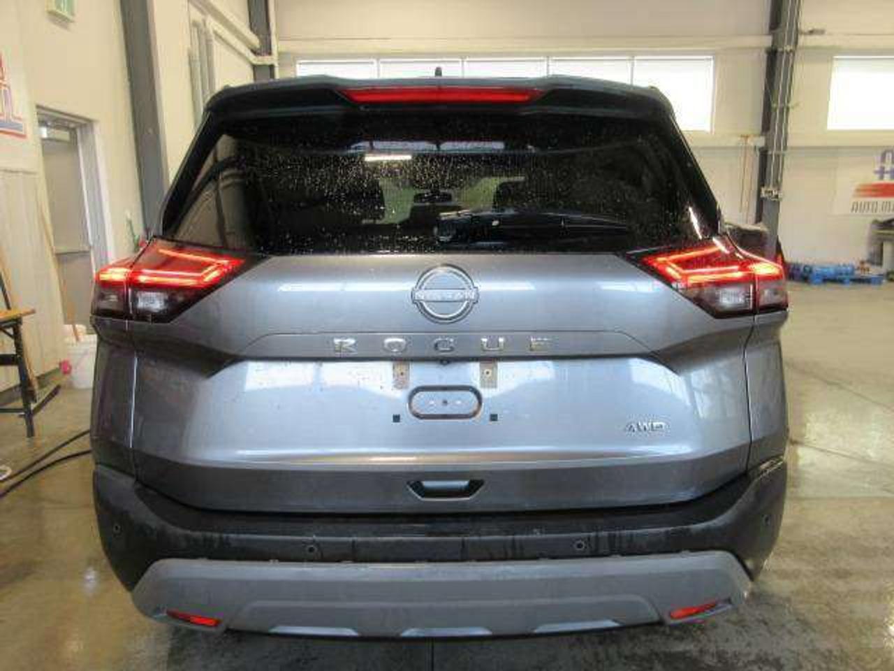 2022 Nissan Rogue S AWD, HTD. SEATS, A/C, APPLE/ANDROID, 187K! Photo