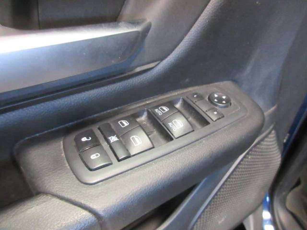 2020 RAM 1500 TRADESMAN 4X4 QUAD CAB, A/C, BT, CAMERA, 129K! Photo