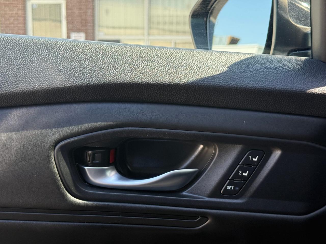 2024 Honda Accord TOURING   HYBRID   NO ACCIDENT   ONE OWNER Photo
