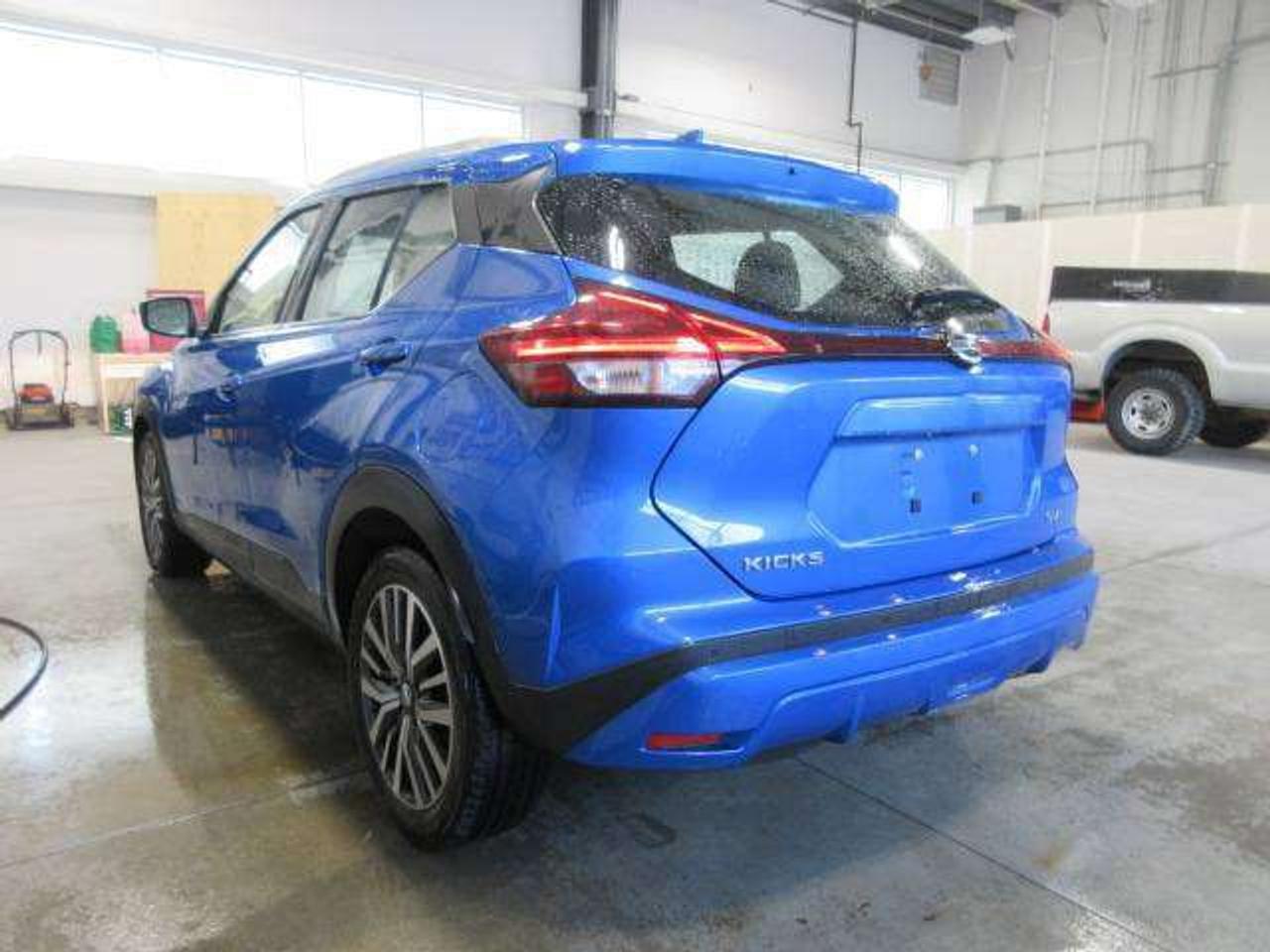 2021 Nissan Kicks SV, HTD. SEATS, A/C, BT, APPLE/ANDROID, 54K! Photo4