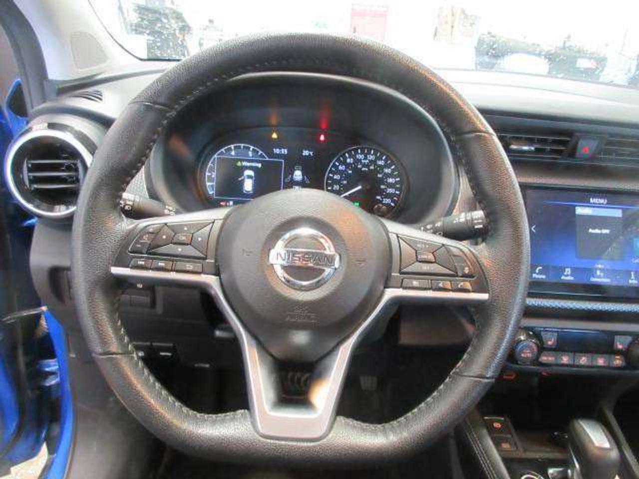 2021 Nissan Kicks SV, HTD. SEATS, A/C, BT, APPLE/ANDROID, 54K! Photo