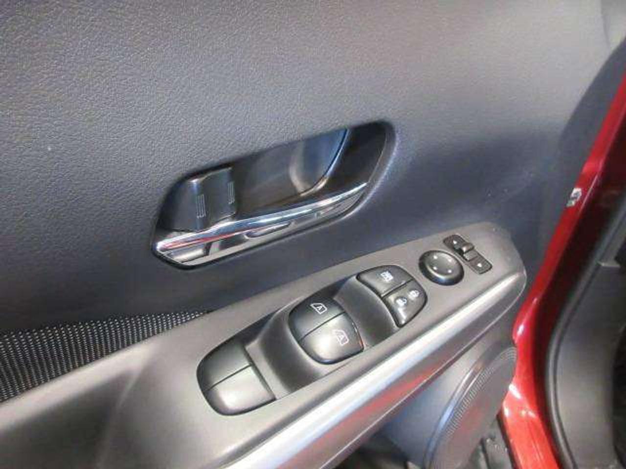 2020 Nissan Kicks SV, HTD SEATS, A/C, ALLOYS, APPLE/ANDROID, 78K! Photo