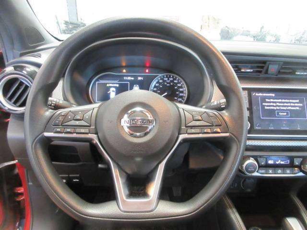 2020 Nissan Kicks SV, HTD SEATS, A/C, ALLOYS, APPLE/ANDROID, 78K! Photo
