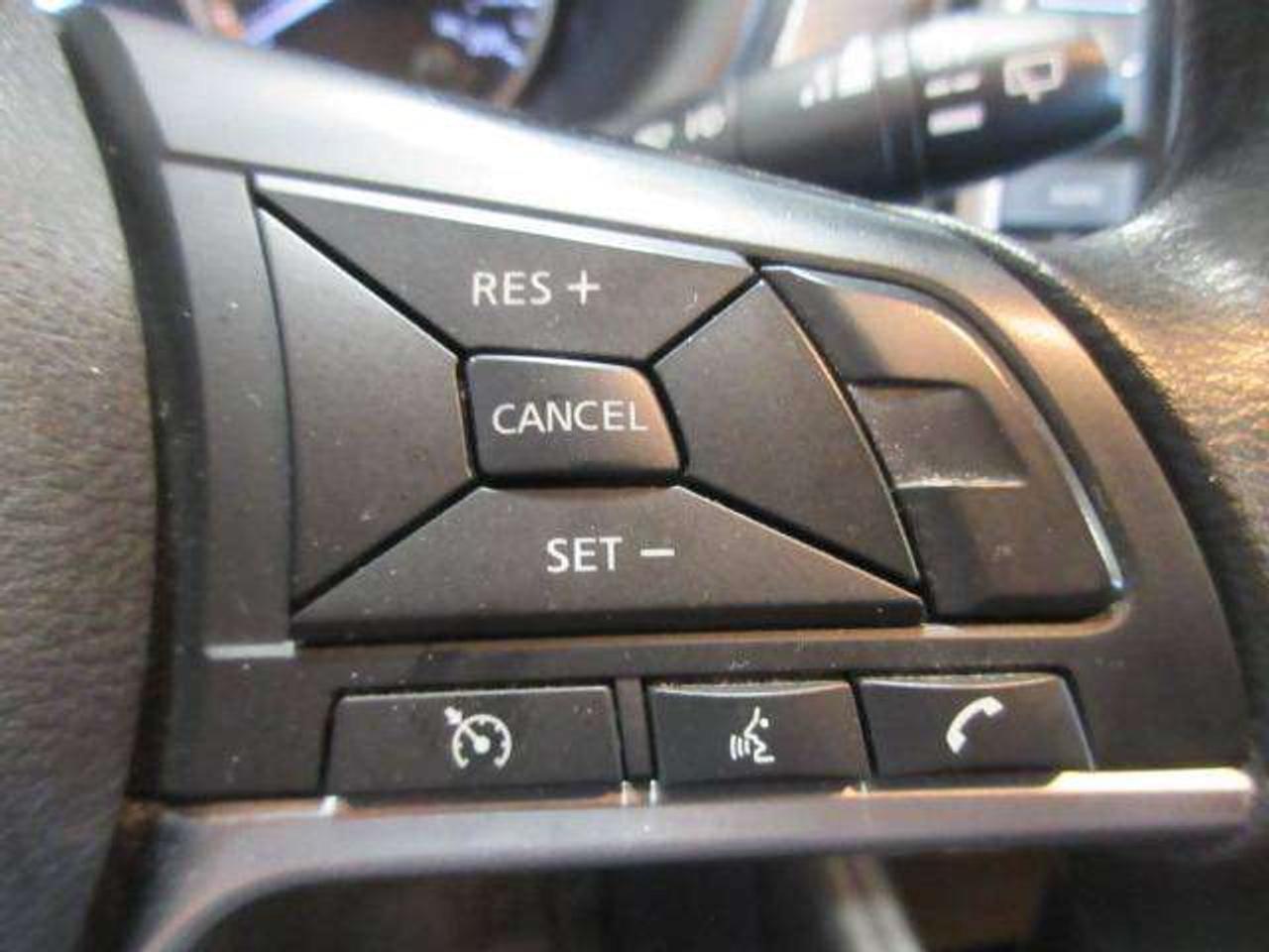 2020 Nissan Kicks SV, HTD SEATS, A/C, ALLOYS, APPLE/ANDROID, 78K! Photo