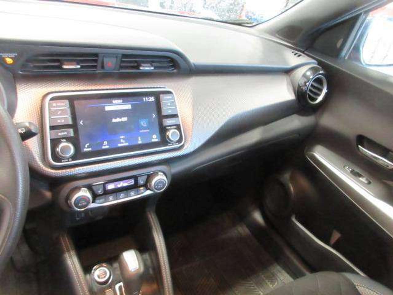 2020 Nissan Kicks SV, HTD SEATS, A/C, ALLOYS, APPLE/ANDROID, 78K! Photo