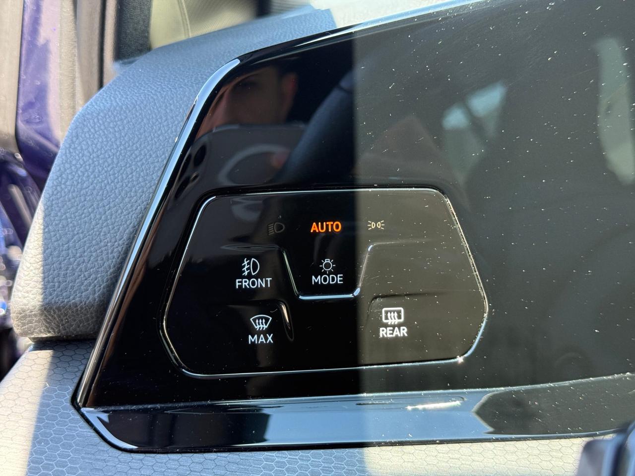 2022 Volkswagen Golf GTI GTI   AUTOBAHN   ONE OWNER   NO ACCIDENT   SUNROOF Photo
