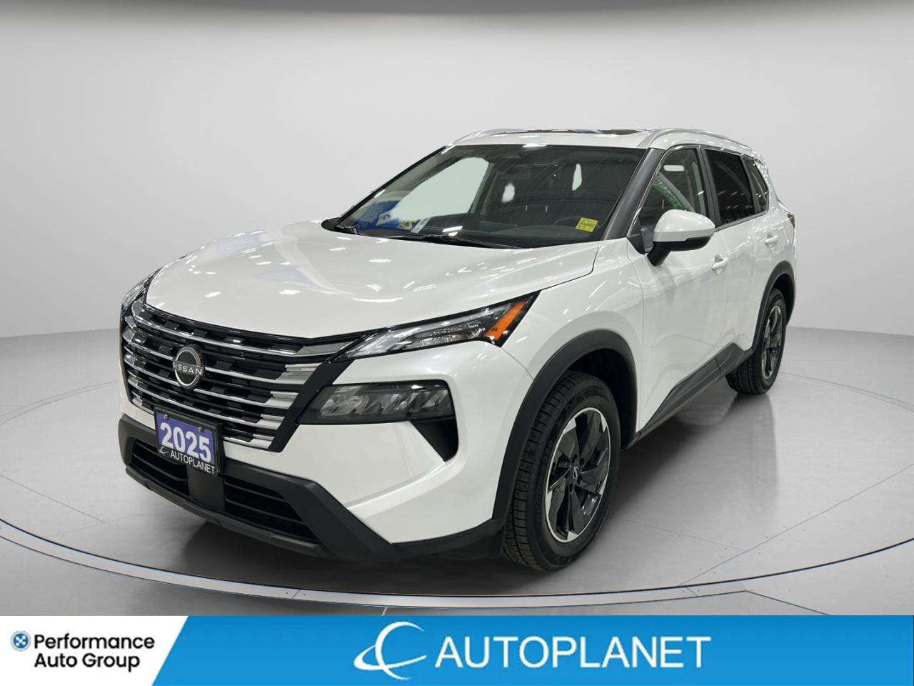2025 Nissan Rogue SV AWD, Pano Roof, Apple CarPlay, Remote Start! Photo
