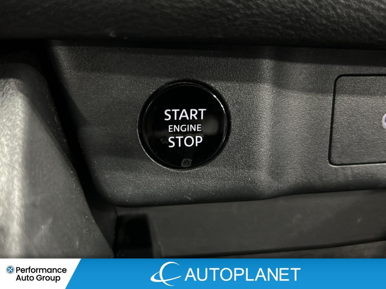 2025 Nissan Rogue SV AWD, Pano Roof, Apple CarPlay, Remote Start! Photo