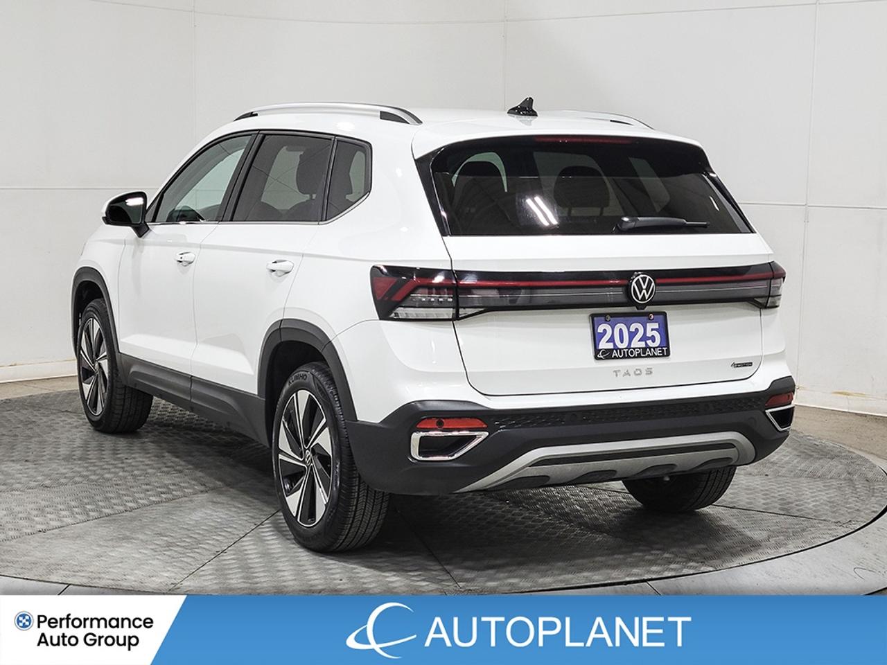 2025 Volkswagen Taos Comfortline AWD, Heated Seats, Apple CarPlay! Photo