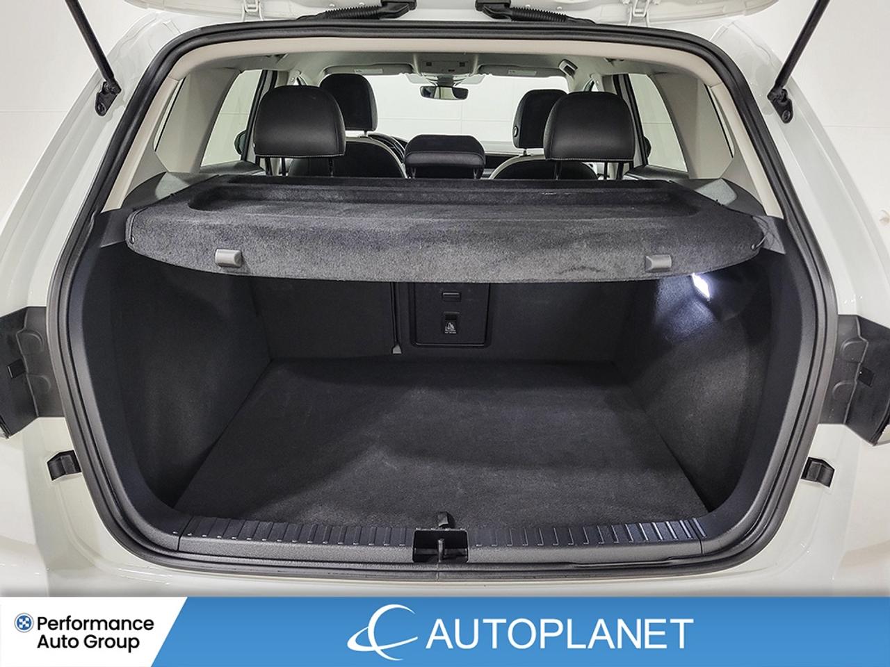 2025 Volkswagen Taos Comfortline AWD, Heated Seats, Apple CarPlay! Photo
