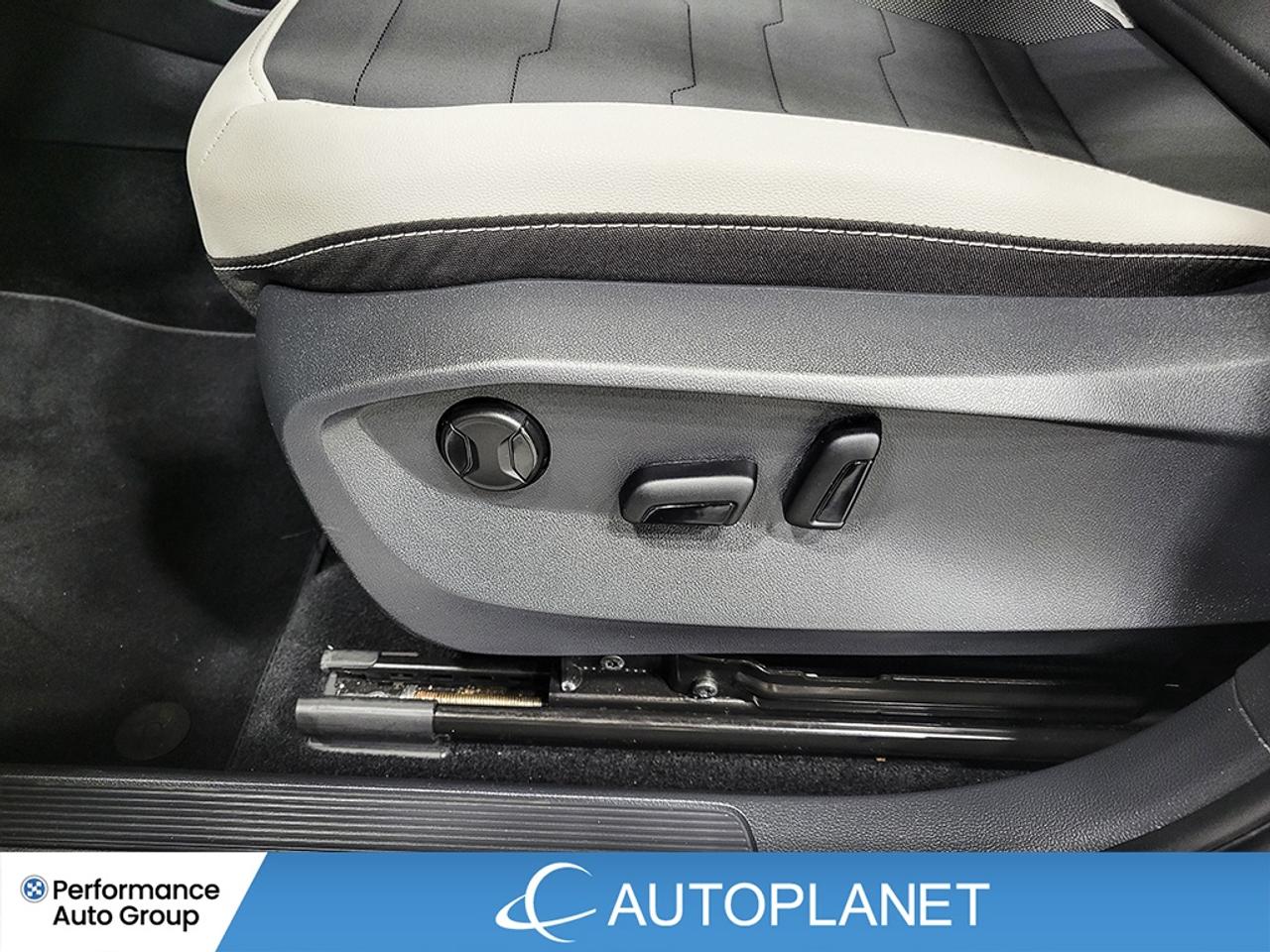 2025 Volkswagen Taos Comfortline AWD, Heated Seats, Apple CarPlay! Photo