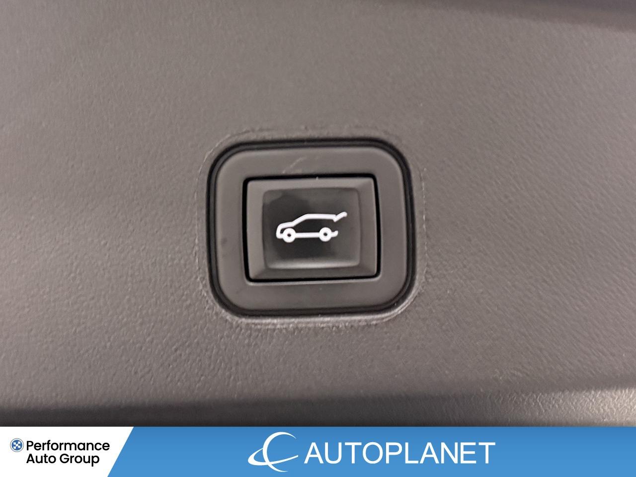 2024 Cadillac LYRIQ Tech, Electric, 494 Km Range (est), Back Up Cam! Photo