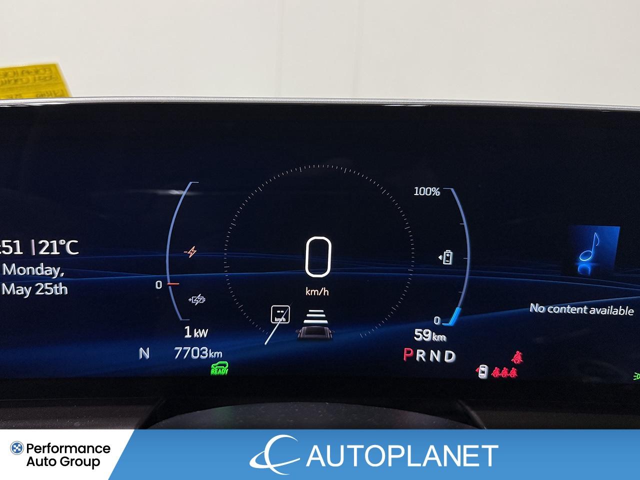 2024 Cadillac LYRIQ Tech, Electric, 494 Km Range (est), Back Up Cam! Photo