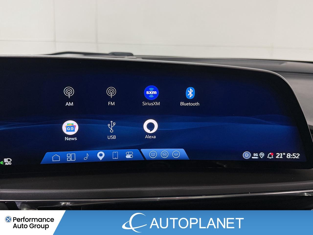 2024 Cadillac LYRIQ Tech, Electric, 494 Km Range (est), Back Up Cam! Photo