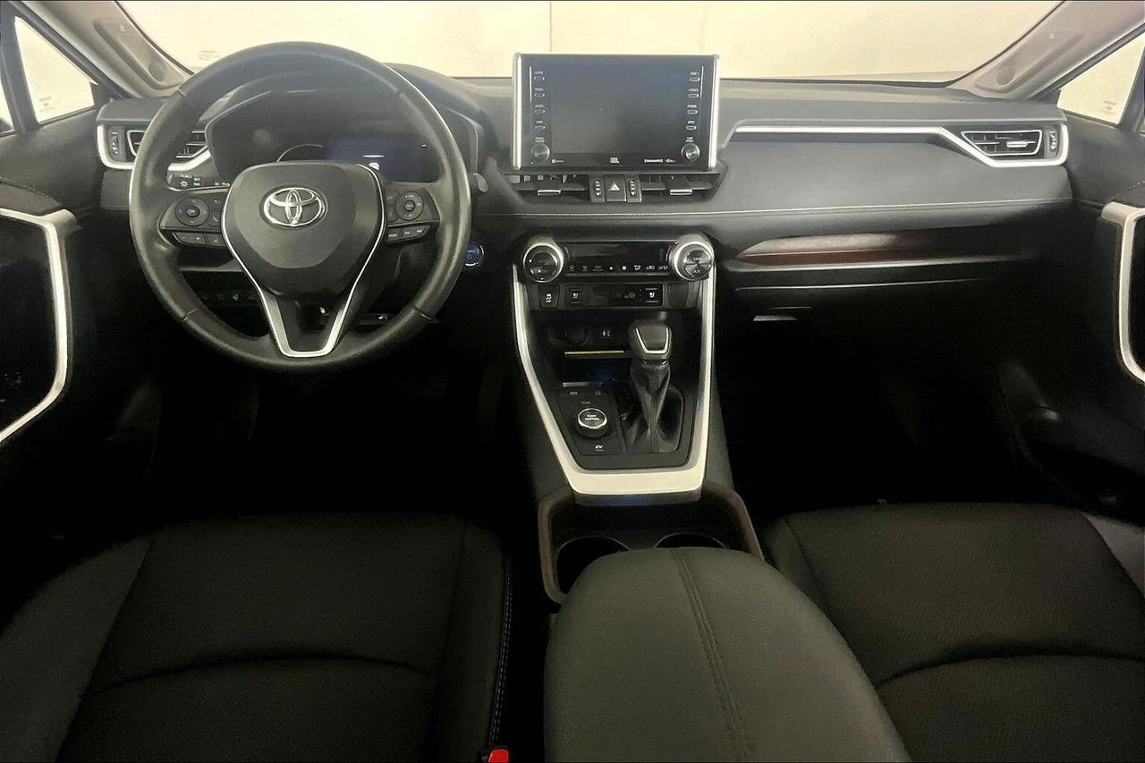 2019 Toyota RAV4 AWD Hybrid Limited Photo