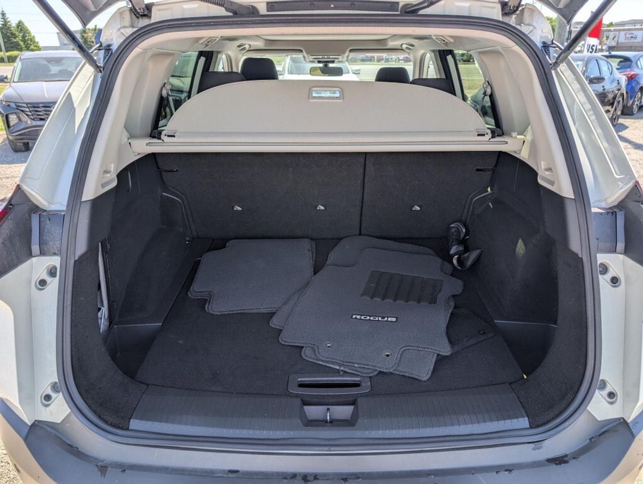 2023 Nissan Rogue SV AWD   PANO ROOF   360 CAMERA   PROPILOT ASSIST Photo