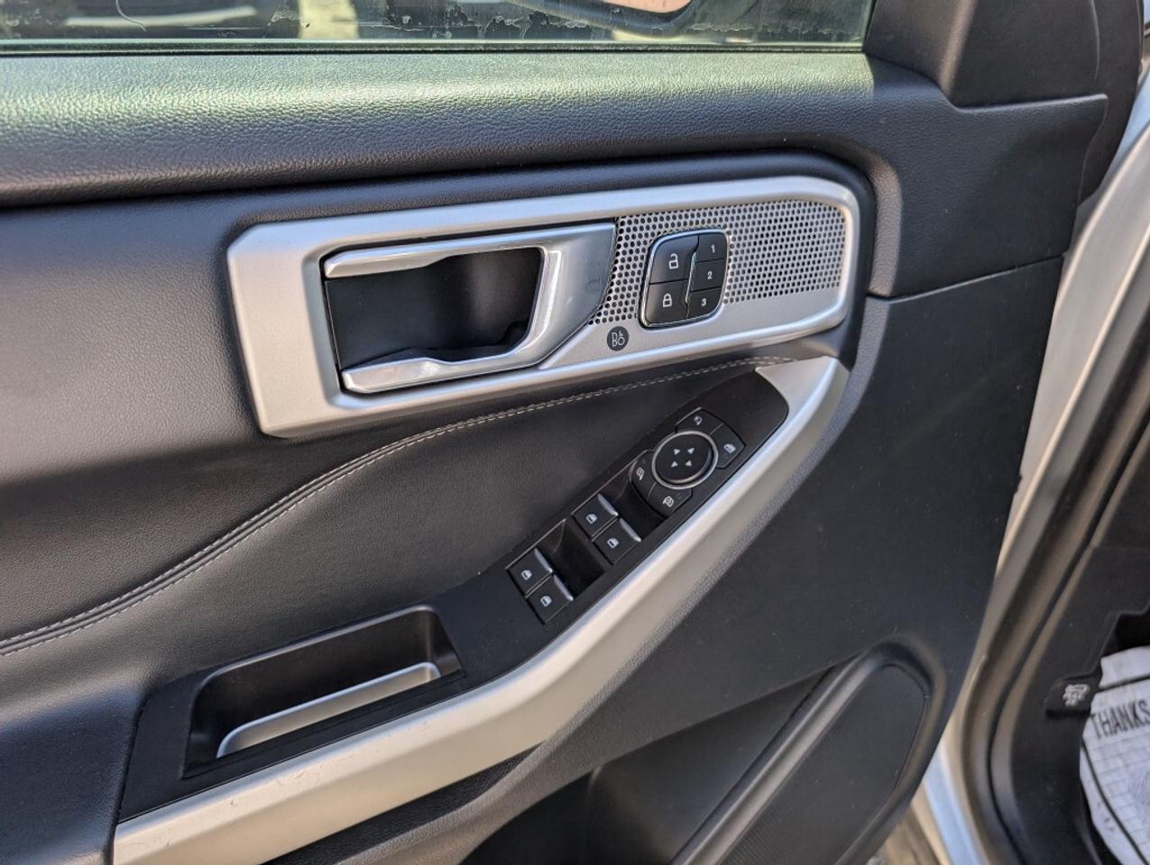 2020 Ford Explorer Limited   NAV   LEATHER   CAMERA   HTD SEATS Photo