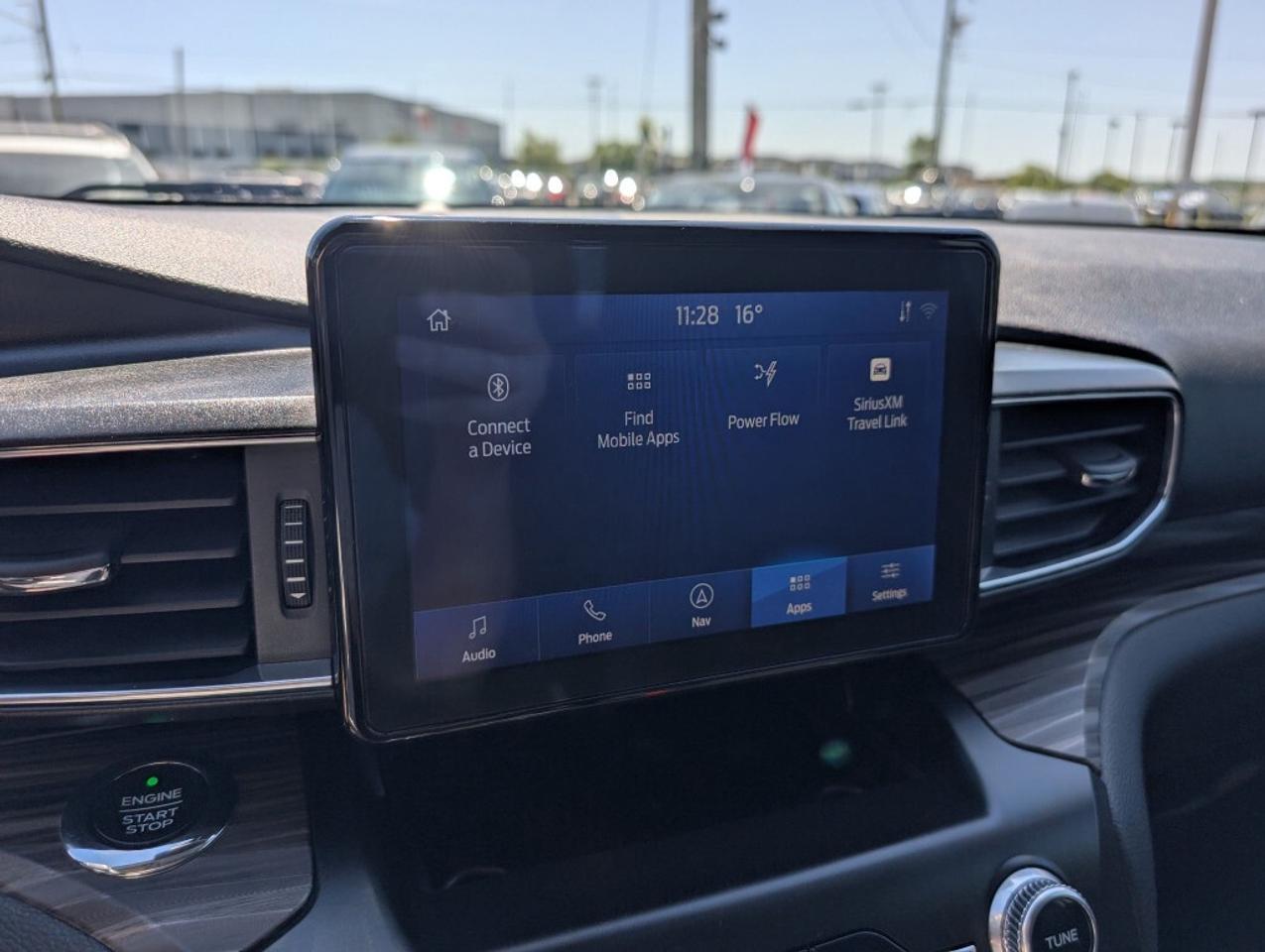 2020 Ford Explorer Limited   NAV   LEATHER   CAMERA   HTD SEATS Photo