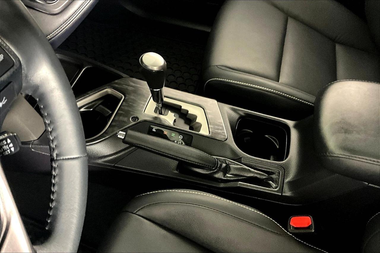 2018 Toyota RAV4 AWD LIMITED Photo