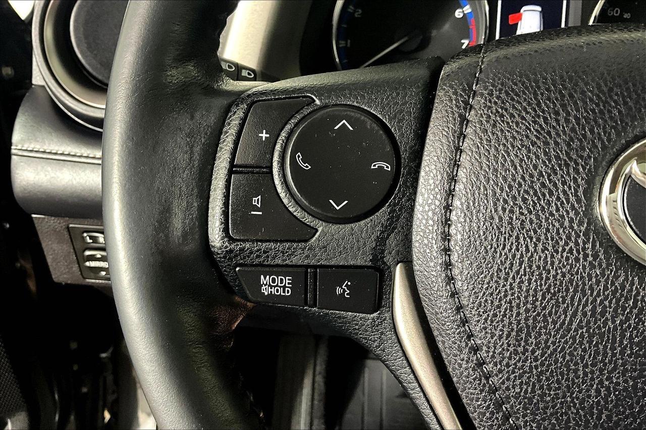 2018 Toyota RAV4 AWD LIMITED Photo