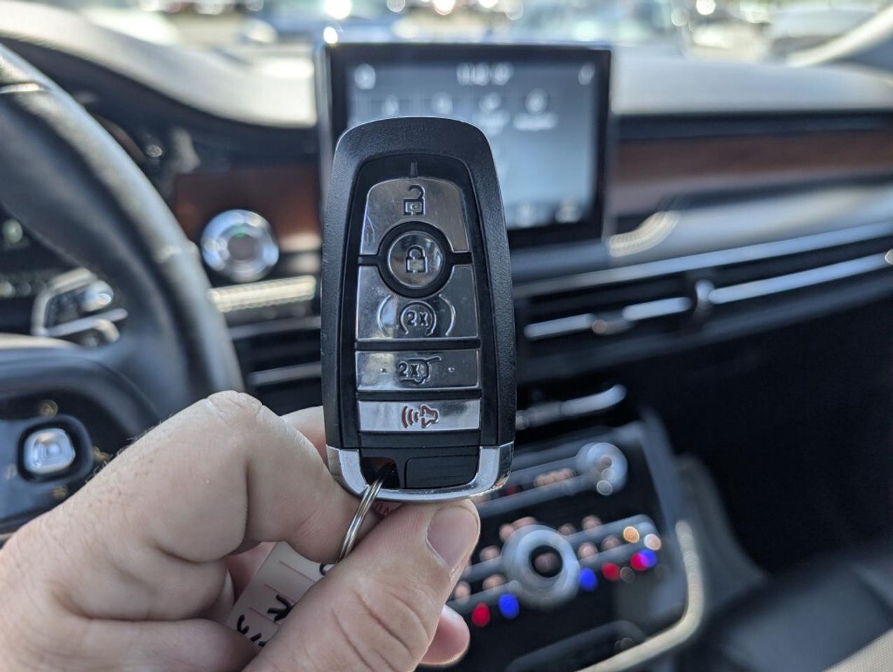 2021 Lincoln Corsair Reserve AWD NAV LEATHER PANOROOF CAMERA Photo