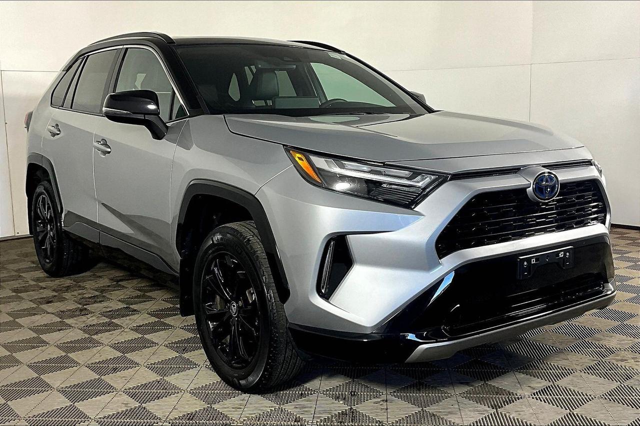 2024 Toyota RAV4 HYBRID XSE AWD Photo