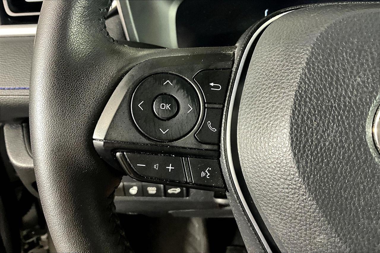 2024 Toyota RAV4 HYBRID XSE AWD Photo