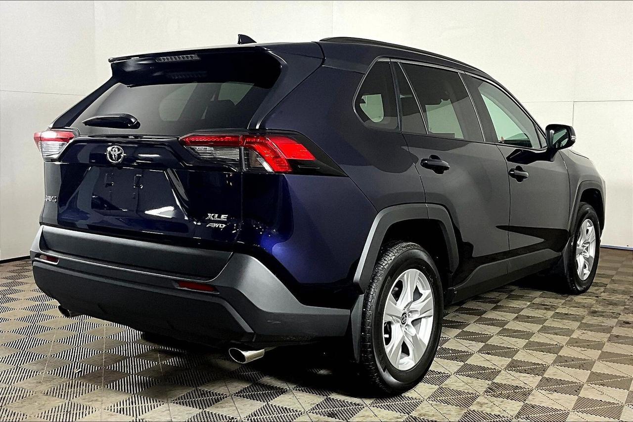 2021 Toyota RAV4 XLE AWD Photo