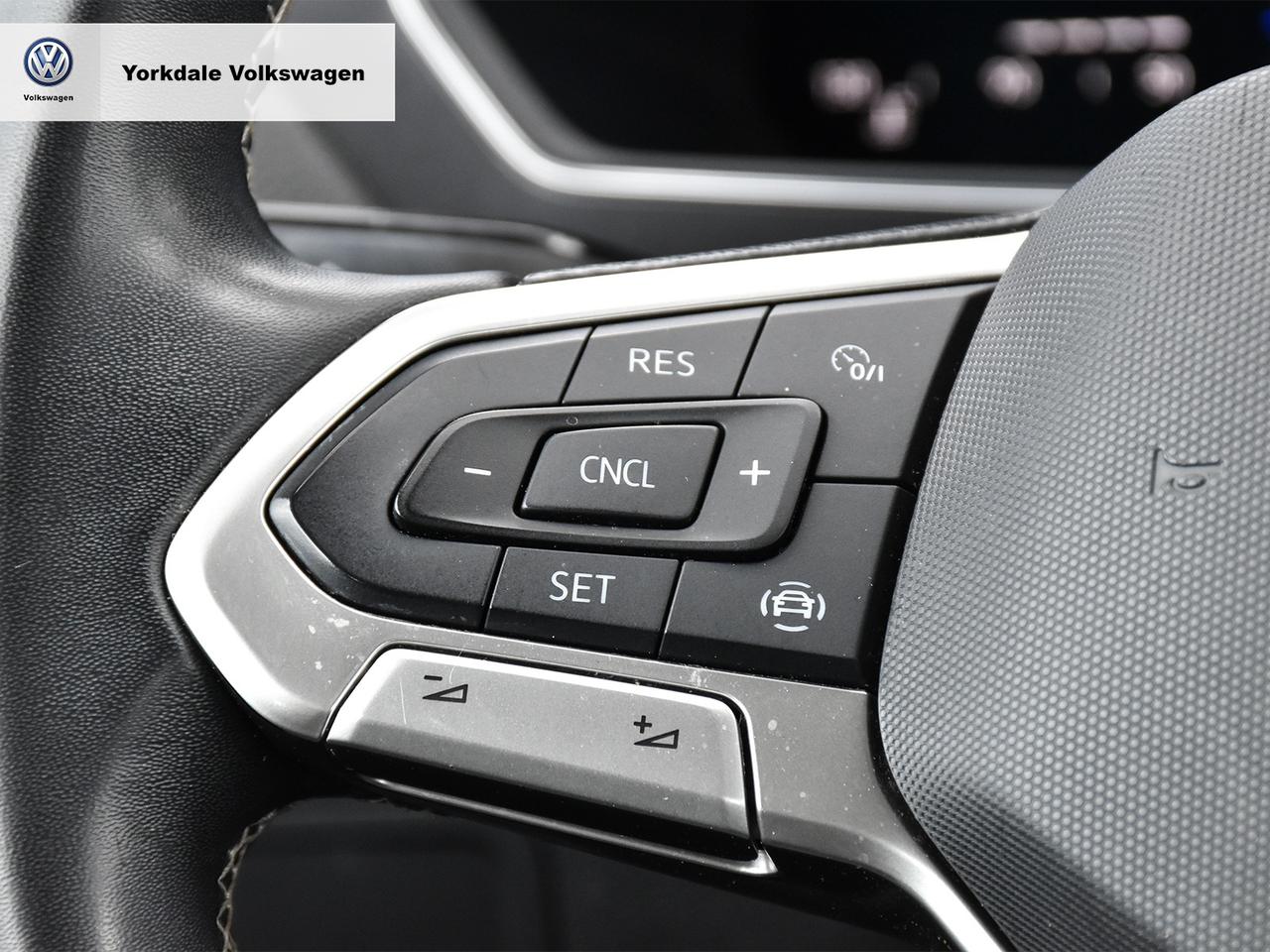 2022 Volkswagen Tiguan 4Motion Photo