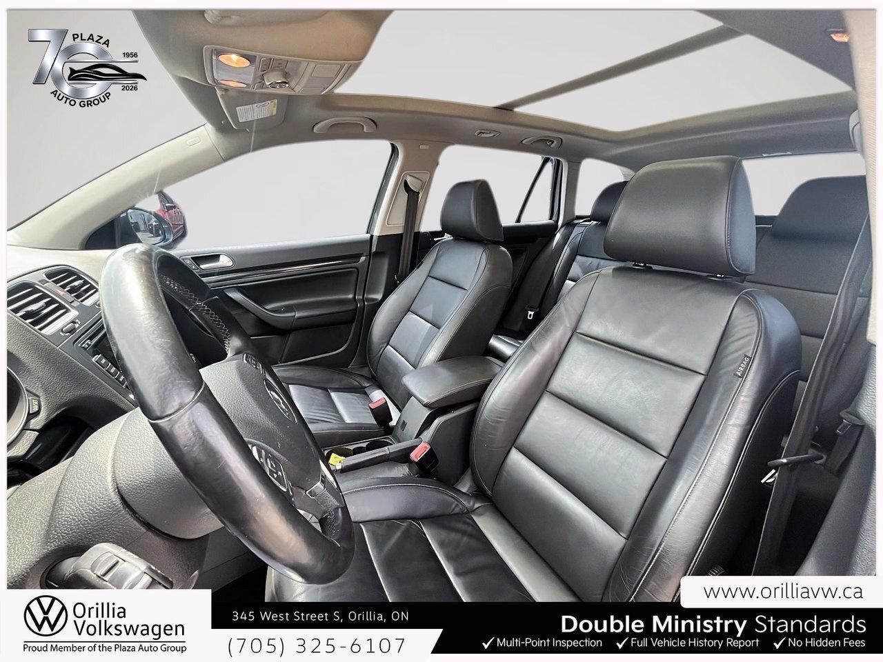 2014 Volkswagen Golf Wagon Comfortline Steering Audio Controls   Leatherette Photo
