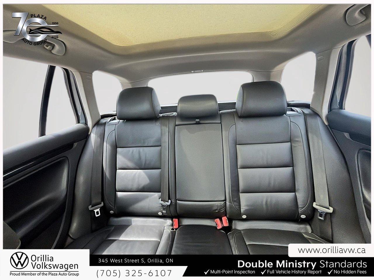 2014 Volkswagen Golf Wagon Comfortline Steering Audio Controls   Leatherette Photo