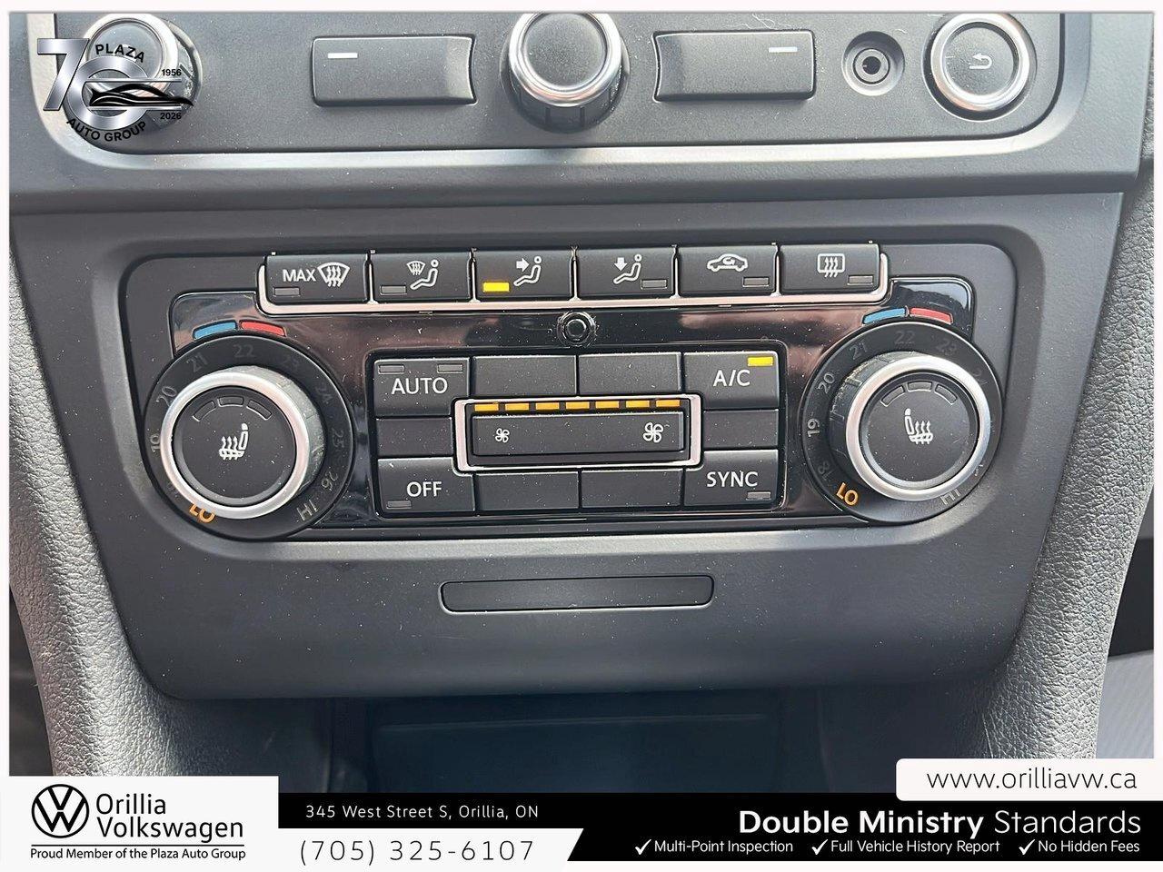 2014 Volkswagen Golf Wagon Comfortline Steering Audio Controls   Leatherette Photo