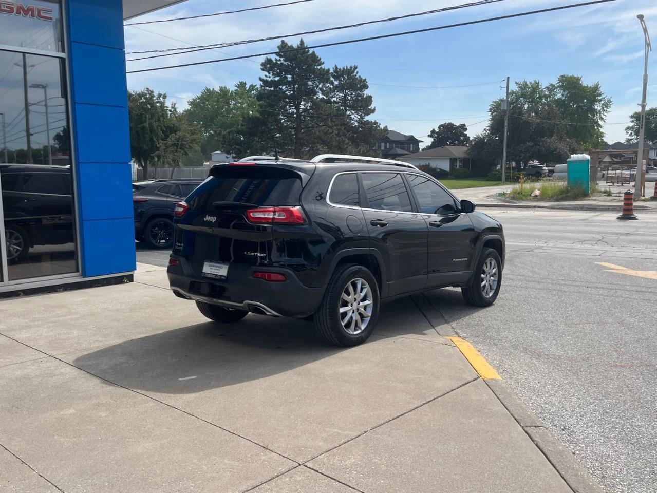 2017 Jeep Cherokee Limited Certified Winter and Summer Tires Photo